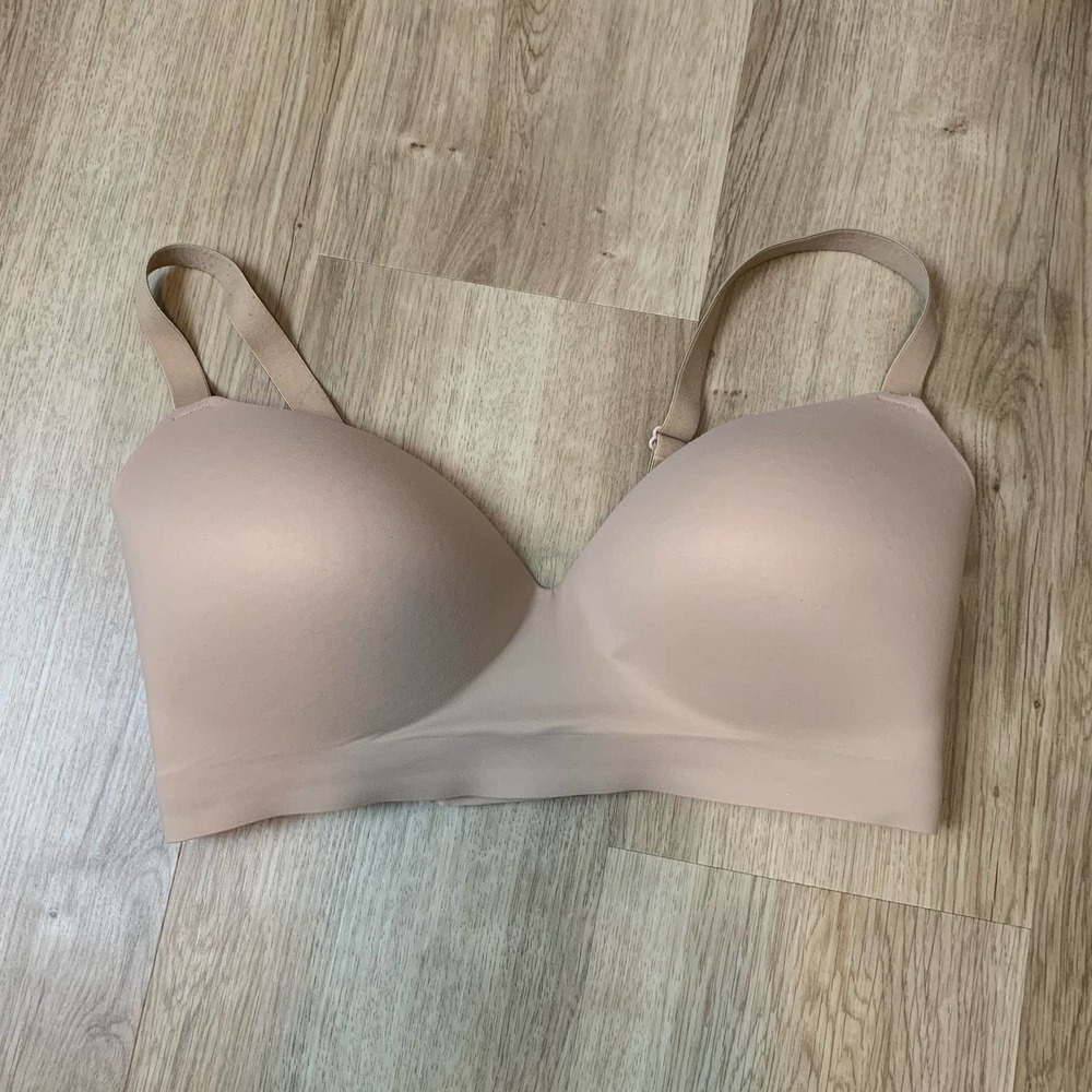 Soma Womens Enbliss Wireless Bra Size 36DD Nude Solid Adjustavble Straps